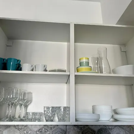 Apartman Flow 8 By Housine