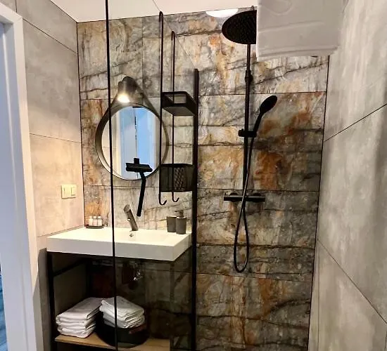 Flow 8 By Housine شقة زاتور